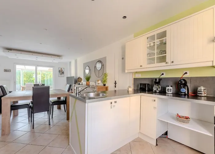 Le Monde De Lucy Annoeullin